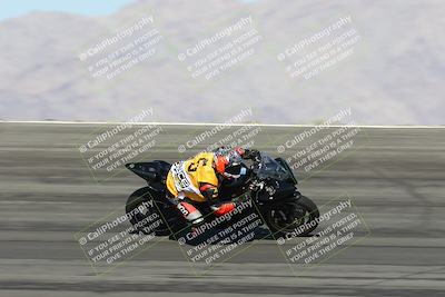 media/May-10-2025-Race Pace (Sat) [[db32fef2da]]/Vested/3-Bowl Set 1 (9am)/